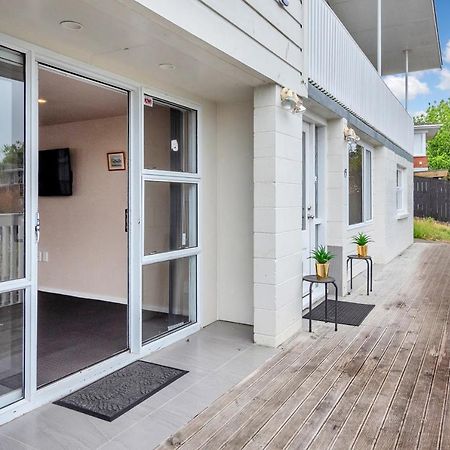 Sunny Side Getaway With Parking And Aircon Villa Auckland Exterior foto